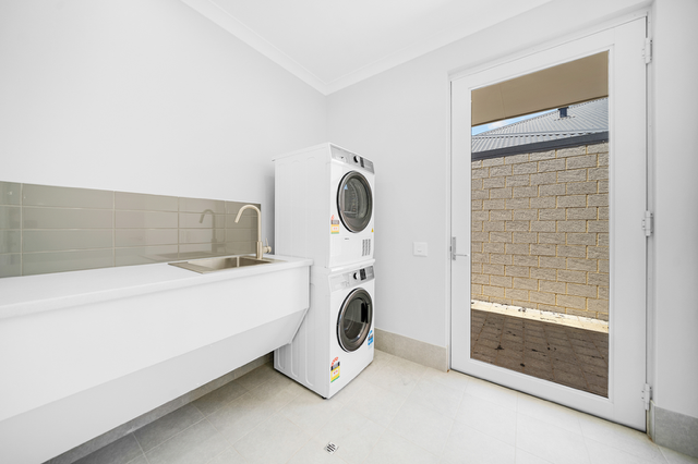 crvyxetagrvlwxazbxaf