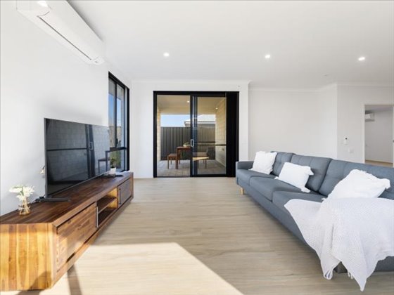 f53oxs3khcbjlazrhior