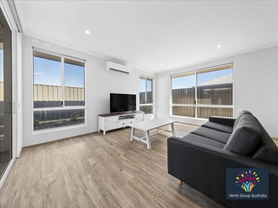 ksipjwwystxlnn1fhst5