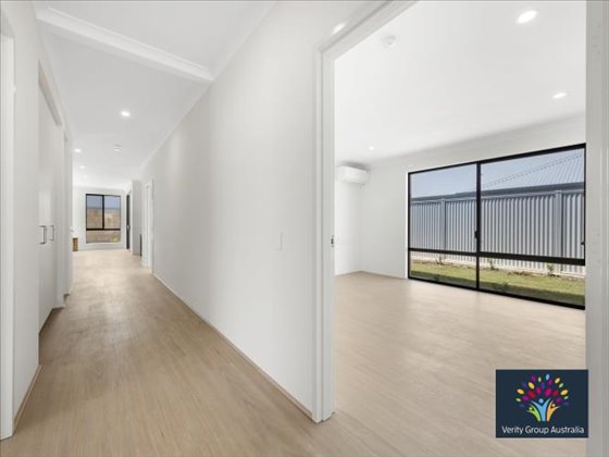 08-R6II4103-Edit- watermarked