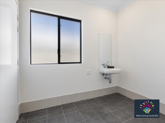 12-R6II4145- watermarked